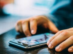 blue blur cellphone device 393034 | Best cloning apps to download for iOS and Android devices